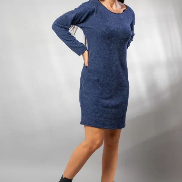 ΦΟΡΕΜΑ ΜΕ ΔΕΣΙΜΟ ΚΑΙ ΑΝΟΙΓΜΑ ΣΤΗΝ ΠΛΑΤΗ Μπλε