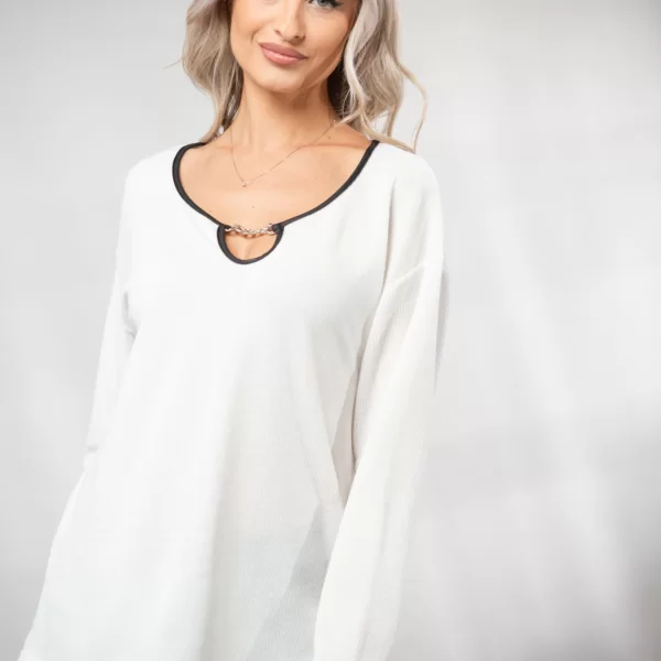 ΜΠΛΟΥΖΑ ΜΕ ΔΙΑΚΟΣΜΗΤΙΚΟ ΑΛΥΣΙΔΑΚΙ ΚΑΙ ΔΕΡΜΑΤΙΝΑ ΡΕΛΙΑ Μπορντό