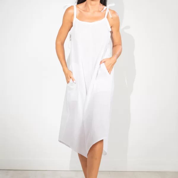 ΦΟΡΜΑ ΚΑΠΡΙ ΜΕ ΤΣΕΠΕΣ ΛΙΝΗ Ασπρο