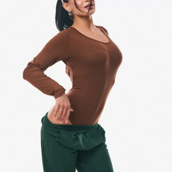 ΚΟΡΜΑΚΙ ΜΕ ΧΑΜΟΓΕΛΟ Καφέ