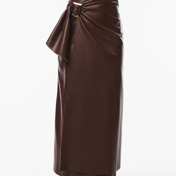 ΦΟΥΣΤΑ ΜΑΚΡΙΑ ΔΕΡΜΑΤΙΝΗ Καφέ