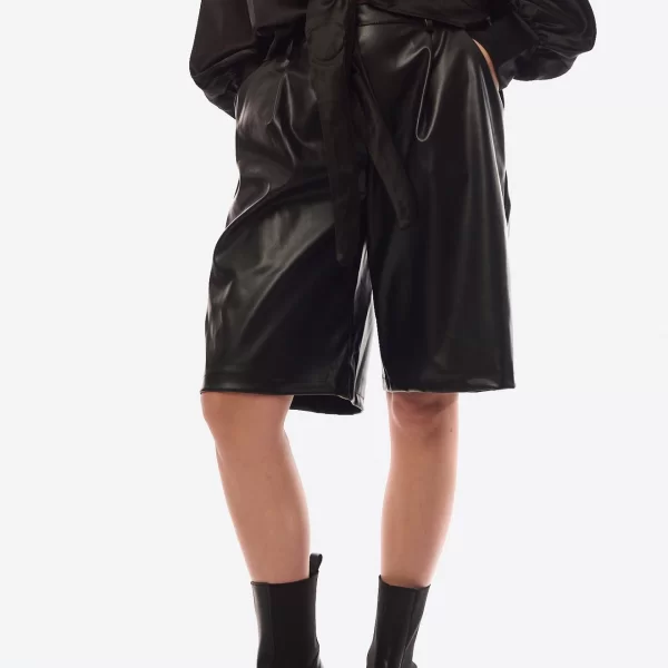 ΣΟΡΤΣ ΔΕΡΜΑΤΙΝΗ ΜΕ ΛΑΣΤΙΧΟ ΣΤΗΝ ΜΕΣΗ Μαύρο