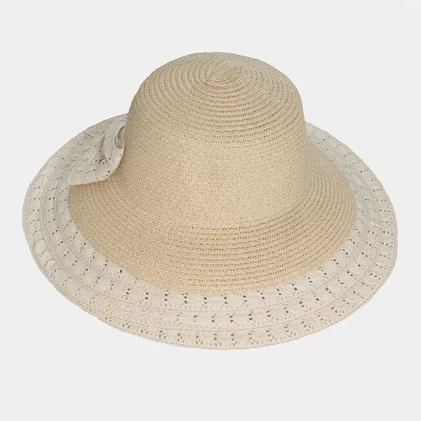 Ecru hat with lace bow Μπεζ