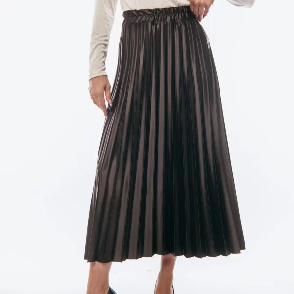 ΦΟΥΣΤΑ ΣΑΤΕΝ ΜΕ ΠΙΕΤΕΣ Καφέ