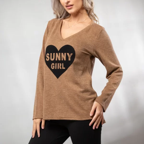 ΜΠΛΟΥΖΑ ΒΕ ΜΕ ΑΝΟΙΓΜΑΤΑ ΚΑΙ ΤΥΠΩΜΑ Μπεζ