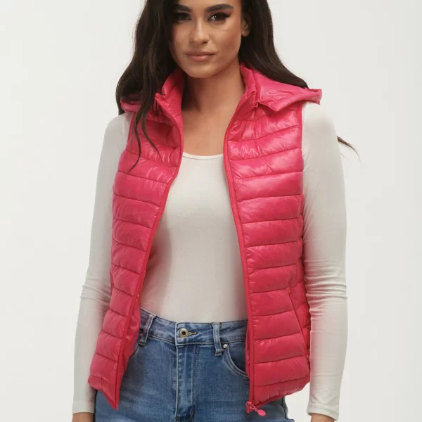 ΑΜΑΝΙΚΟ ΜΠΟΥΦΑΝ ΜΕ ΚΟΥΚΟΥΛΑ ΠΟΥ ΑΦΑΙΡΕΙΤΑΙ ΦΟΥΞΙΑ Φούξια