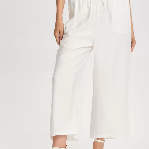 ΠΑΝΤΕΛΟΝΙ CROP ΜΕ ΤΣΕΠΕΣ Ασπρο