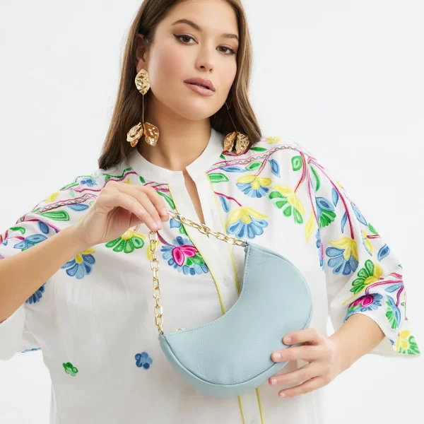 Δερμάτινη τσάντα με αλυσίδα