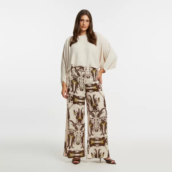 Εμπριμέ παντελόνα με paisley σχέδιο