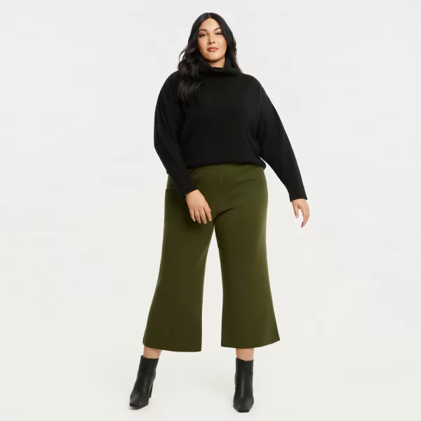 Πλεκτή cropped παντελόνα