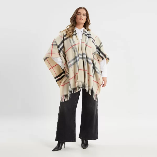 Κρέμ κάπα με καρό σχέδιο και κρόσσια