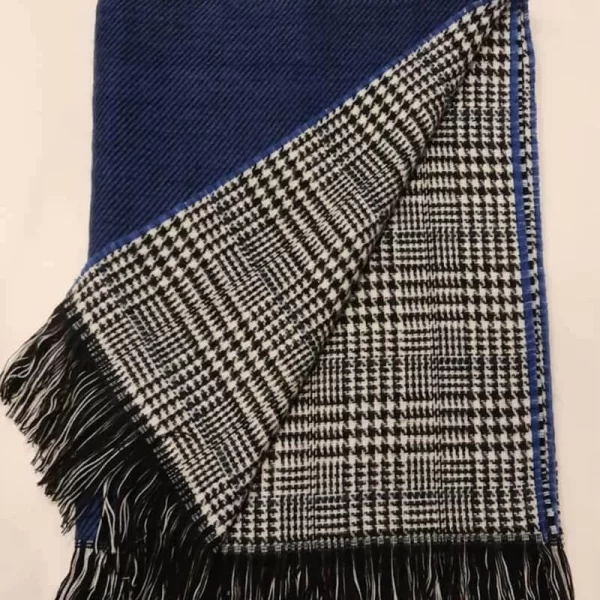 Γυναικείο κασκόλ διπλής όψης μπλε με κρόσια