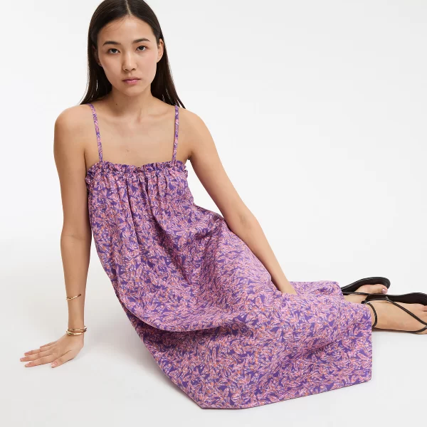 Μακρύ φλοράλ φόρεμα με λεπτές τιράντες