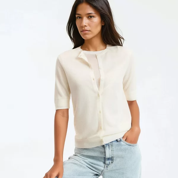 Κοντή ζακέτα με στρογγυλή λαιμόκοψη