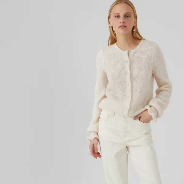 Ζακέτα με βολάν στις μανσέτες και αλπακά στη σύνθεση