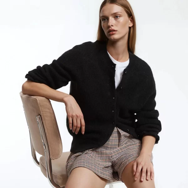 Ζακέτα με κουμπιά