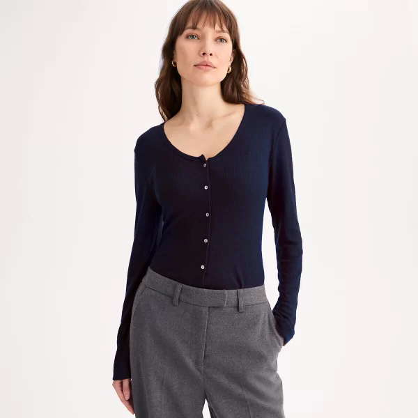 Μπλουζάκι σε στιλ ζακέτας