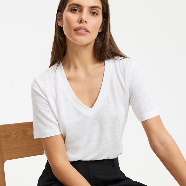 Κοντομάνικη λινή μπλούζα με V