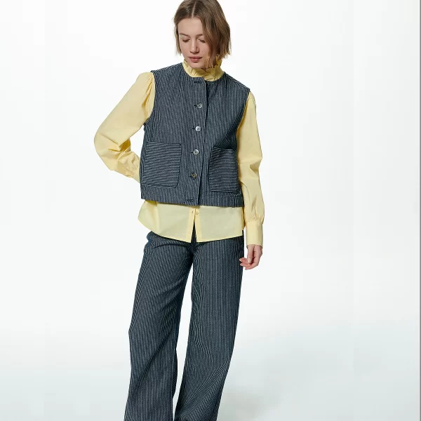 Αμάνικο τζιν γιλέκο με ίσια γραμμή και ρίγες