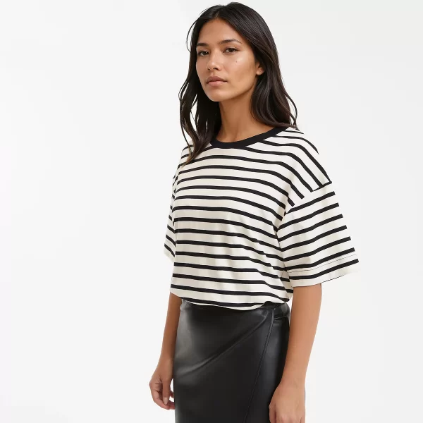 Ριγέ μπλούζα σε loose γραμμή