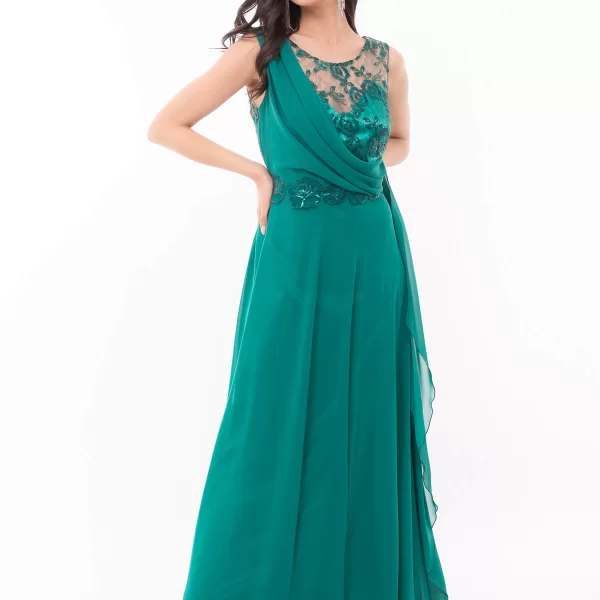 ΦΟΡΕΜΑ PLUS SIZE ΜΑΚΡΥ ΜΕ ΔΑΝΤΕΛΑ ΣΤΟ ΜΠΟΥΣΤΟ ΠΡΑΣΙΝΟ