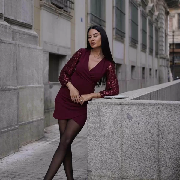 ΦΟΡΕΜΑ ΜΙΝΙ ΚΡΟΥΑΖΕ ΜΠΟΡΝΤΟ