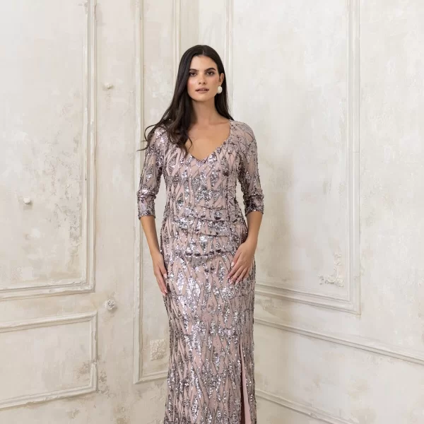 ΦΟΡΕΜΑ PLUS SIZE ΠΑΓΕΤΑ ΜΑΚΡΥ ΜΕ ΣΚΙΣΙΜΟ NUDE NUDE