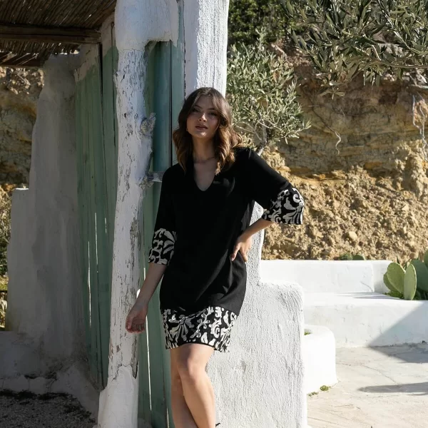 ΦΟΡΕΜΑ ΛΙΝΟ ΜΕ ΚΕΝΤΗΜΑ ΜΑΥΡΟ