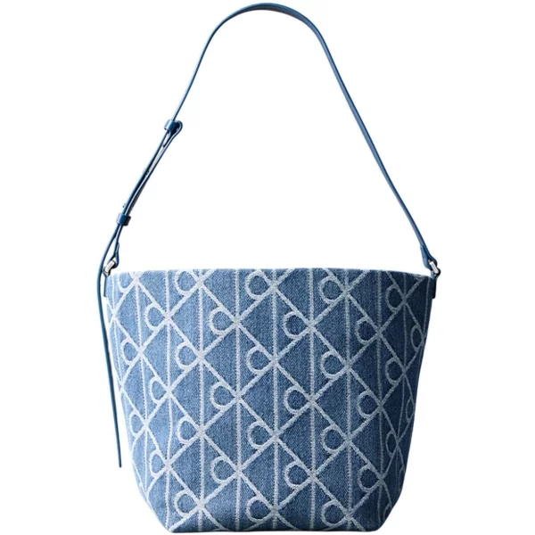 Τσάντες ώμου Calvin Klein Jeans EMBLEM AOP BUCKET LV04F3432G