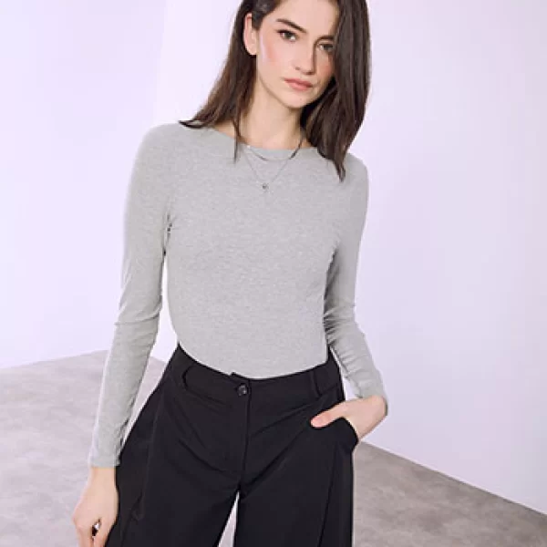 Κορμάκι ριπ με ανοιχτή πλάτη SQ7880.4335+3