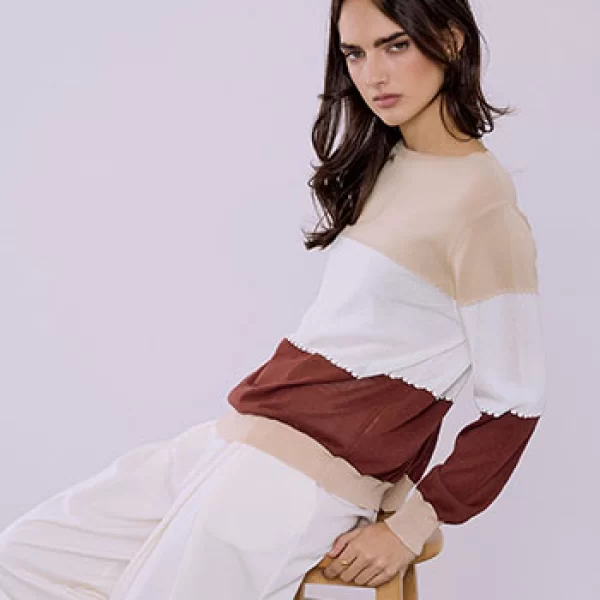 Μπλούζα με ανάγλυφες λεπτομέρειες SQ7583.4278+5