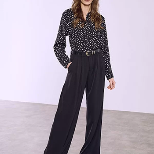 Παντελόνα μονόχρωμη με πιέτες SQ7880.1211+1