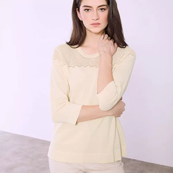 Μπλούζα με διάτρητες λεπτομέρειες SQ7616.4552+4