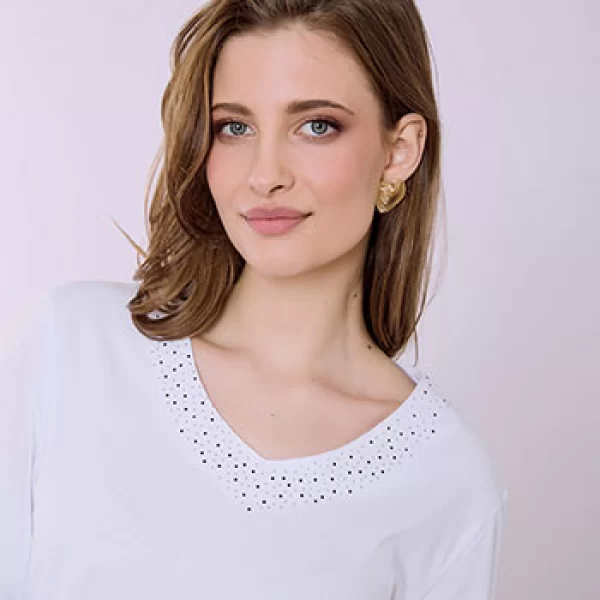 Μπλούζα με strass στη λαιμόκοψη SQ7616.4925+2