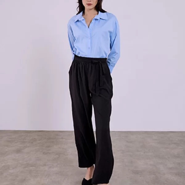 Παντελόνα μονόχρωμη με δέσιμο SQ1755.1818+1