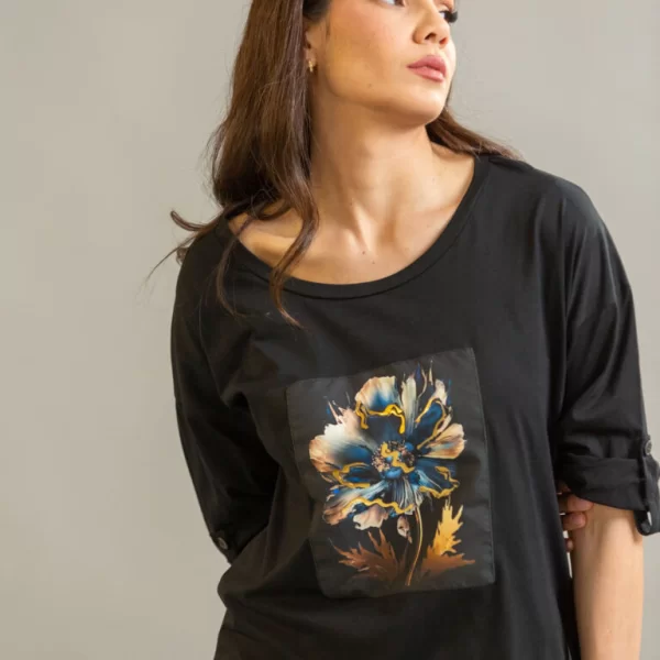 ΜΠΛΟΥΖΑ ΜΕ ΤΥΠΩΜΑ ΚΑΙ ΓΥΡΙΣΤΑ ΜΑΝΙΚΙΑ Μαύρο