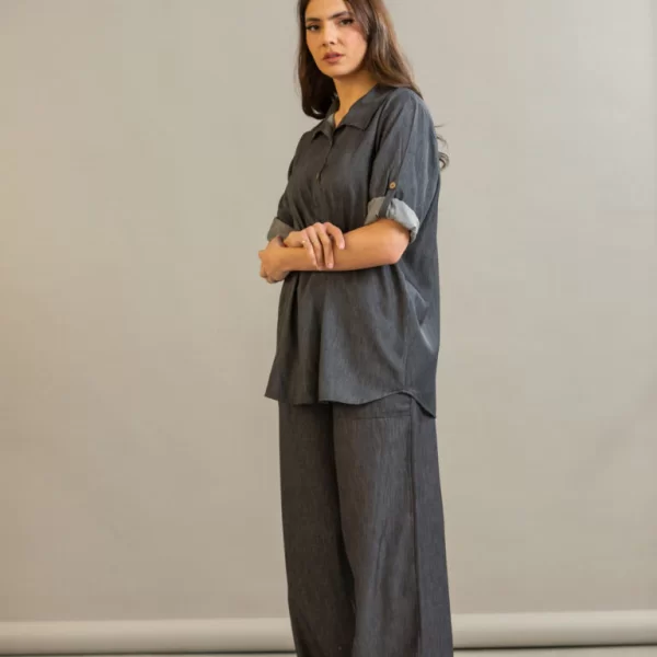 ΠΟΥΚΑΜΙΣΑ ΜΕ ΓΥΡΙΣΤΑ ΜΑΝΙΚΙΑ Μαύρο