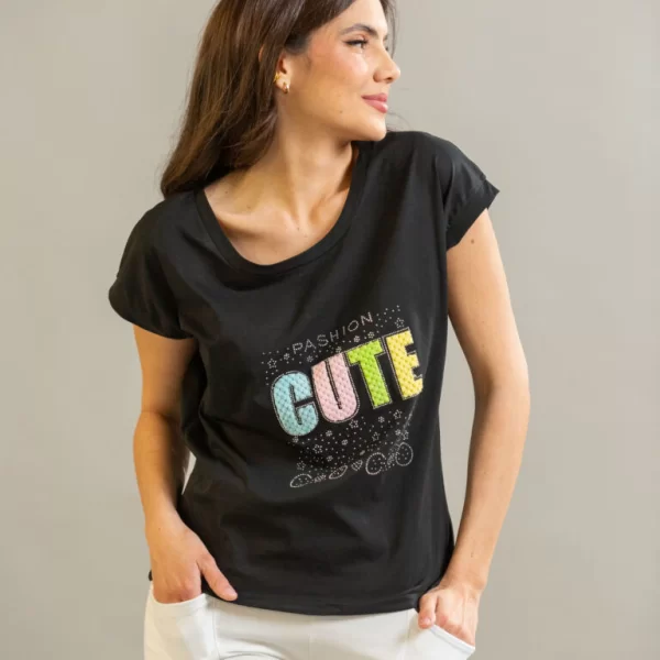 ΜΠΛΟΥΖΑ ΜΕ ΤΥΠΩΜΑ Μαύρο