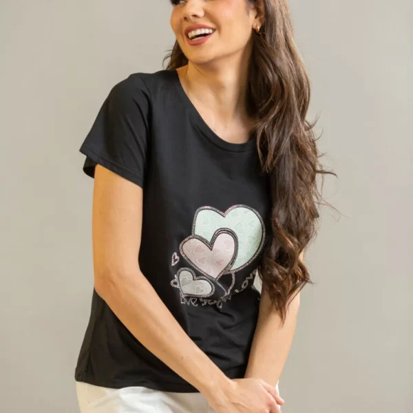 ΜΠΛΟΥΖΑ ΜΕ ΤΥΠΩΜΑ ΚΑΡΔΙΑ Μαύρο