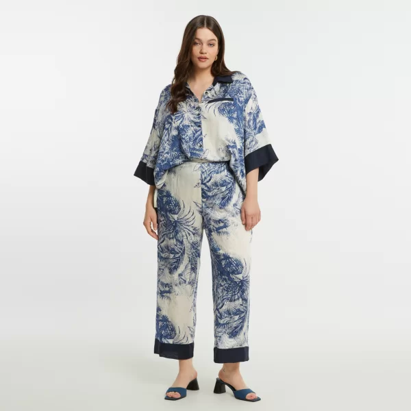 Εμπριμέ παντελόνα βισκόζη με αντίθεση στο τελείωμα