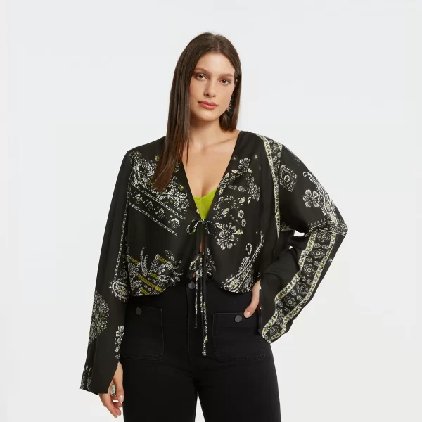 Cropped μπλούζα με δέσιμο και εμπριμέ σχέδιο