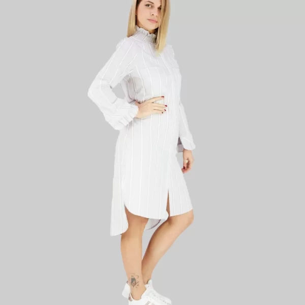 Ριγέ γυναικείο φόρεμα με βολάν στο λαιμό και στα μανίκια