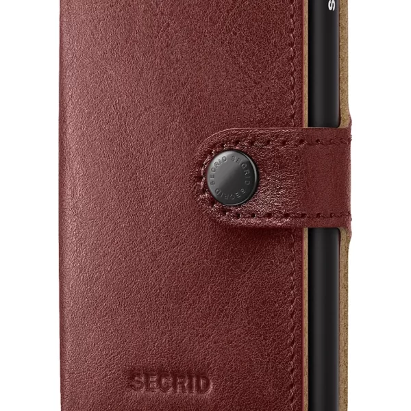 Δερμάτινο πορτοφόλι Secrid BASCO