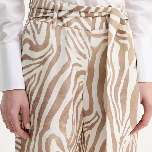 Λινό σορτς Marciano by Guess ROSIE