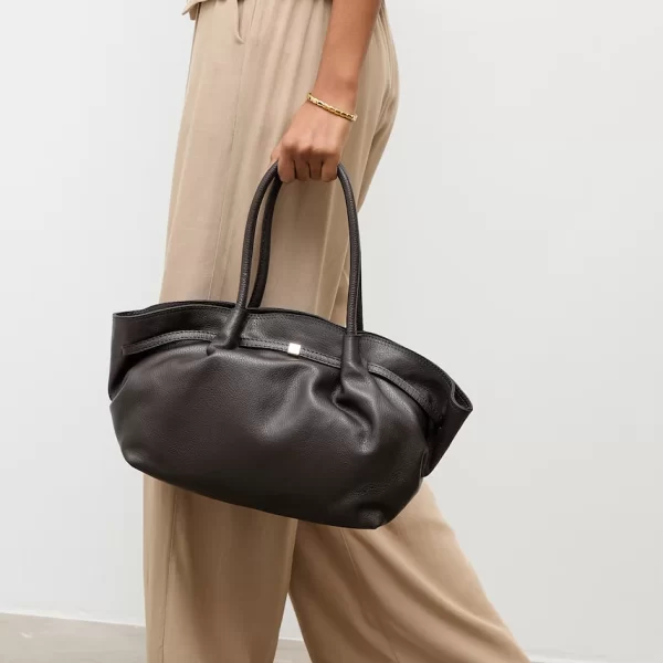 Δερμάτινη τσάντα Answear.LAB