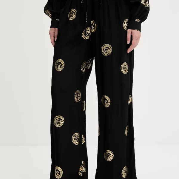 Παντελόνι Never Fully Dressed