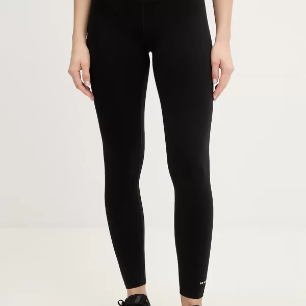 Κολάν προπόνησης P.E Nation Status