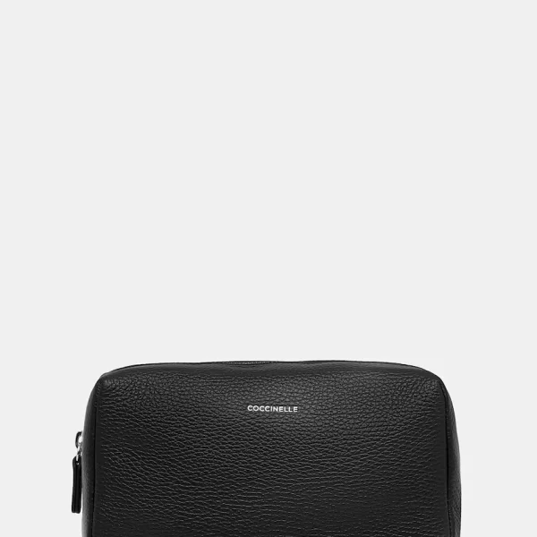 Δερμάτινη τσάντα καλλυντικών Coccinelle SOFT