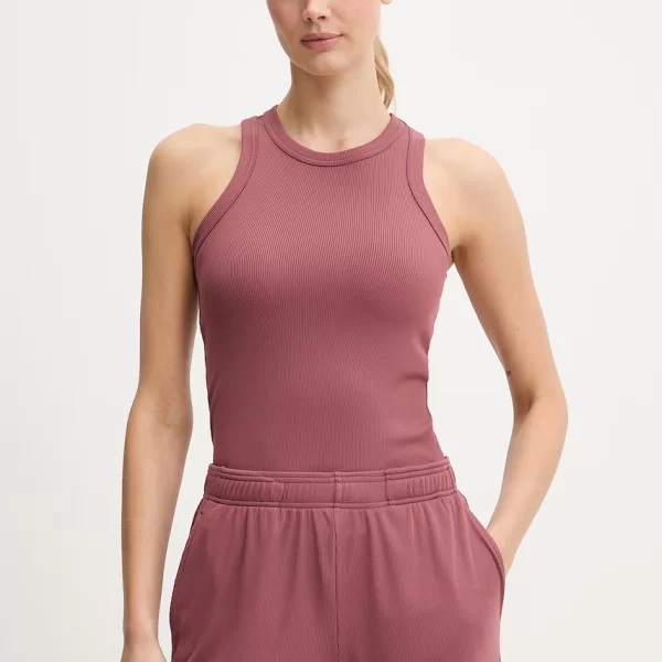 Τοπ προπόνησης Hummel