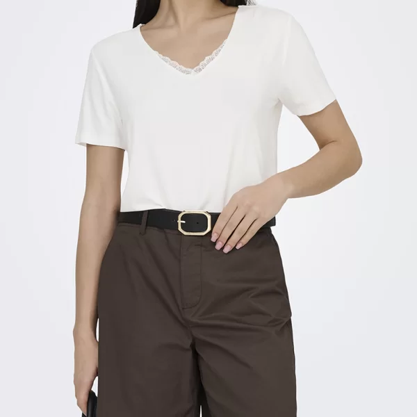 ONLY ONLRILLA S/S V-NECK LACE TOP JRS 15369760-Cloud Dancer White